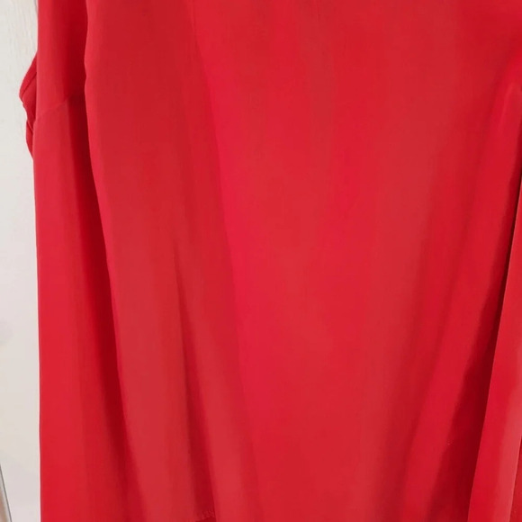 Lane Bryant Red Scoop Neck Sleeveless Blouse in Size 18/20 - Picture 4 of 8